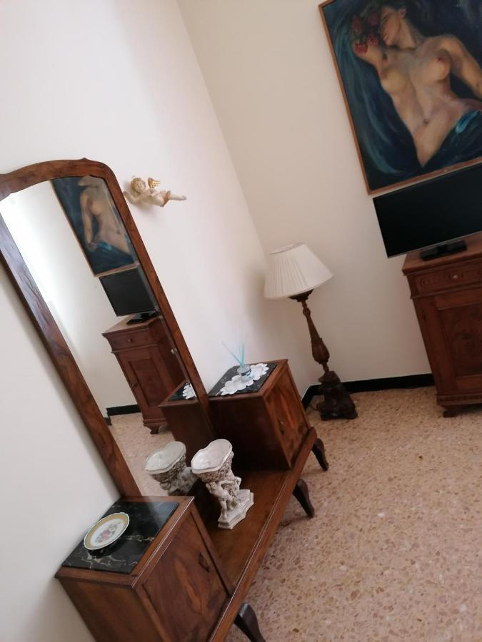 ラ・スペツィアCasa Ginaアパートメント エクステリア 写真